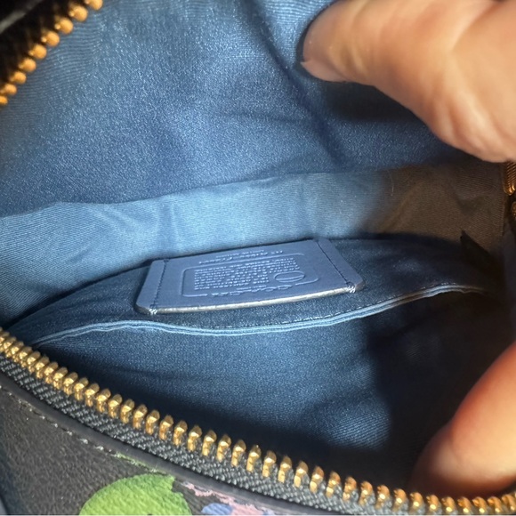 Coach Canteen Crossbody limited edition Bag - Picture 7 of 13